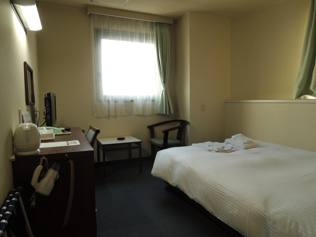 Hotel Green City Сендай Екстериор снимка