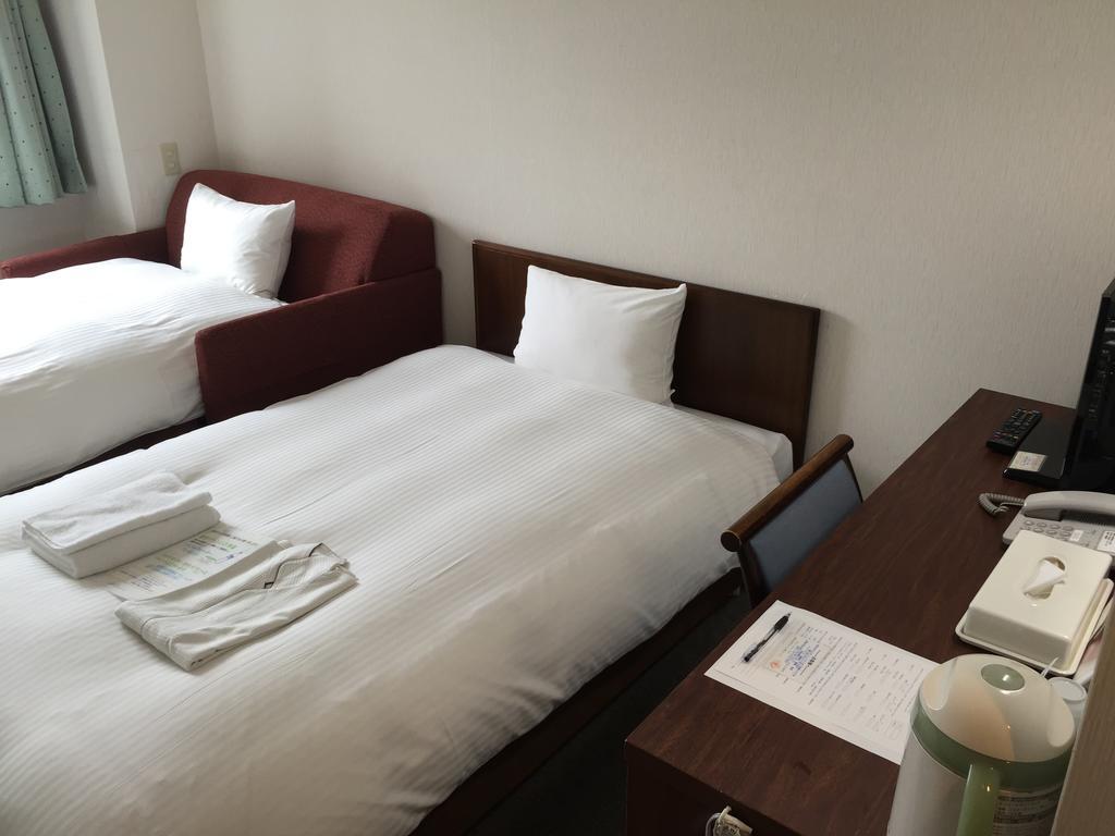 Hotel Green City Сендай Екстериор снимка